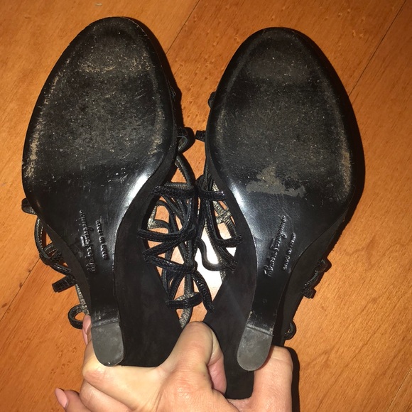 Beautiful Salvatore Ferragamo Wedge Sandal! - Picture 6 of 8